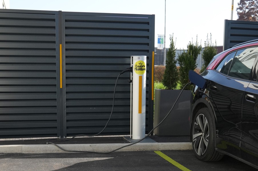 EVChargerCoworkMaribor2